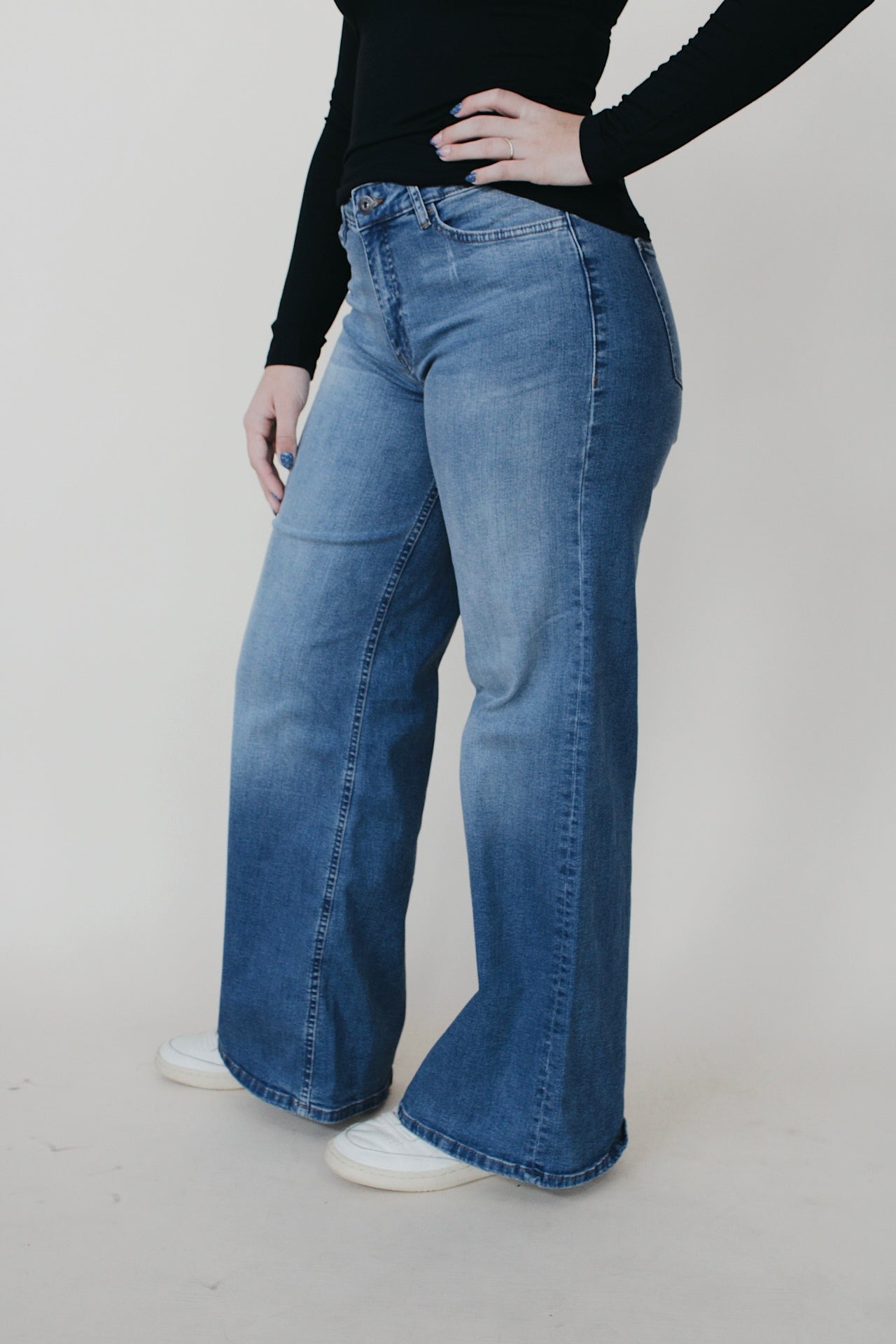 ICHI Denim Wide Leg Jean