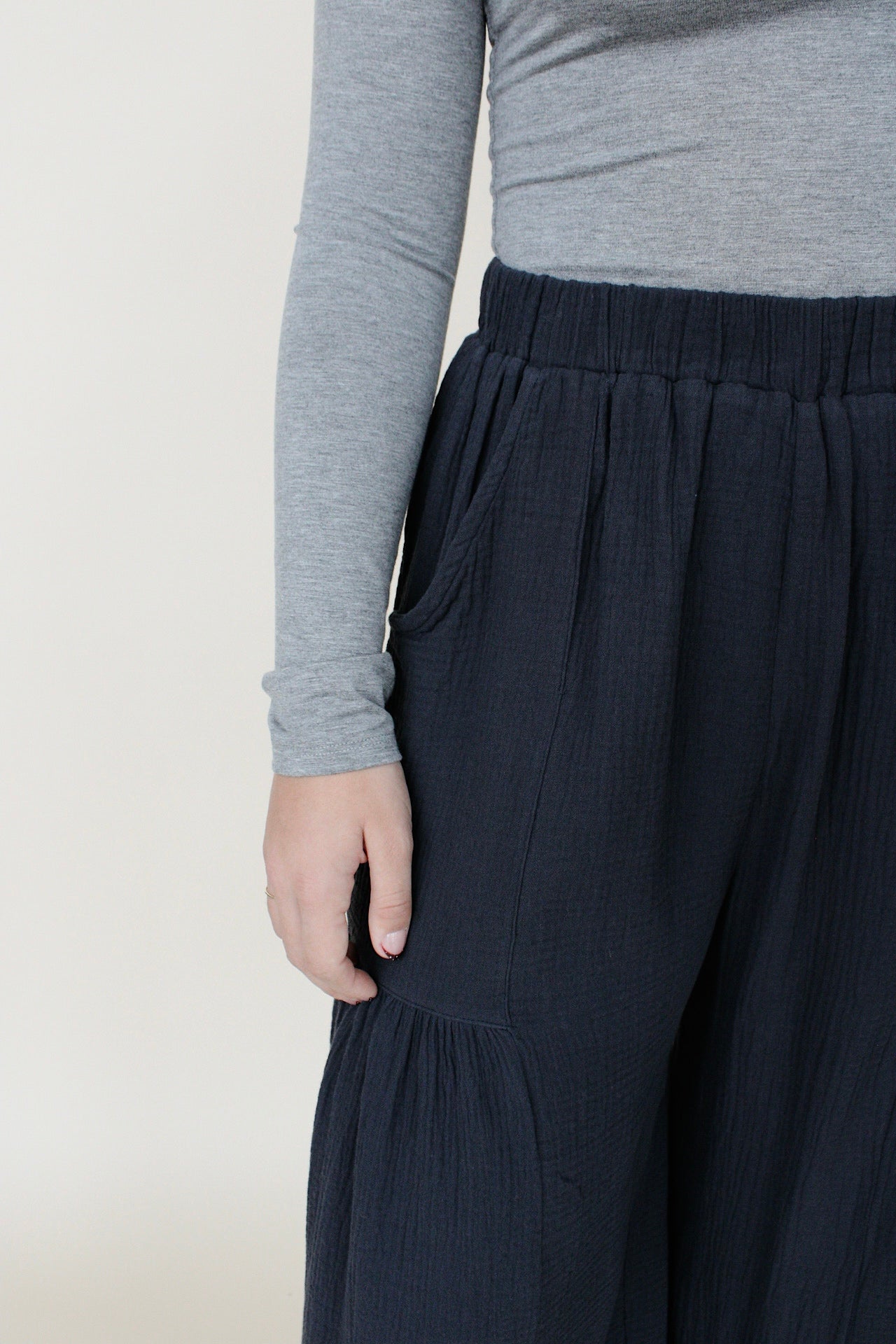 Gauze Elastic Pant - Black