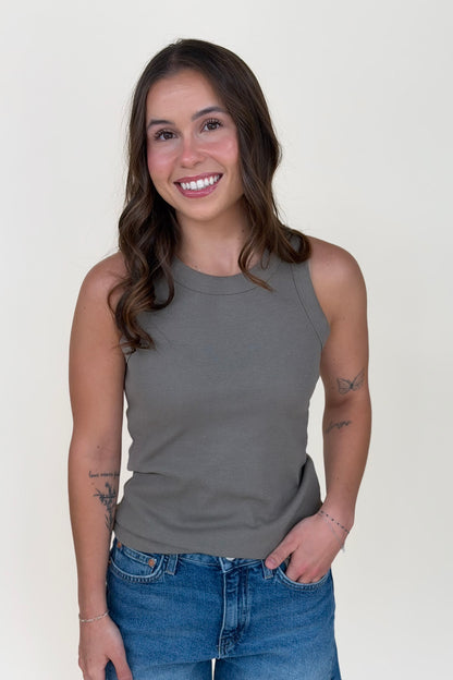 Dakota Tank