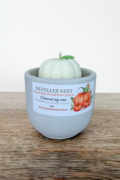 Holiday Nevelles Nest Candle