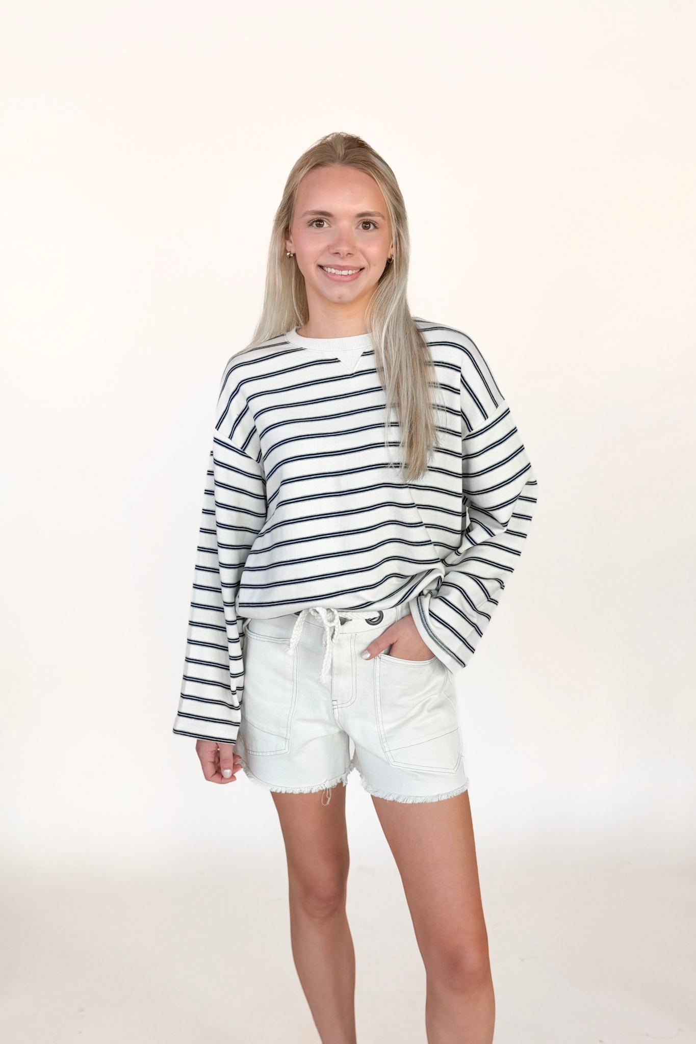 Saylor Hem Braid Short
