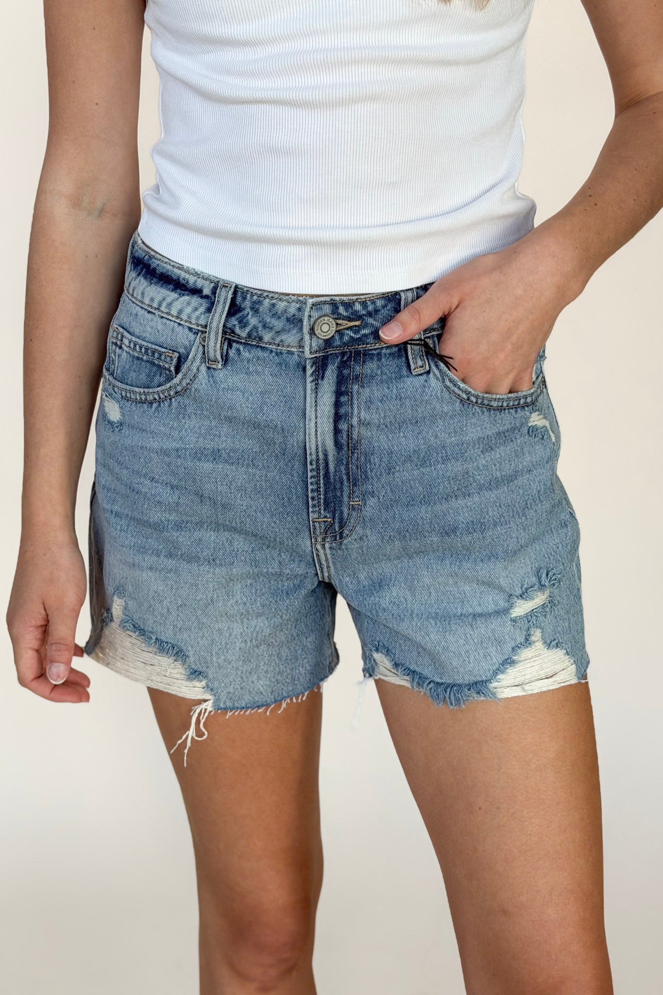 Hidden Distressed HIgh Rise Short