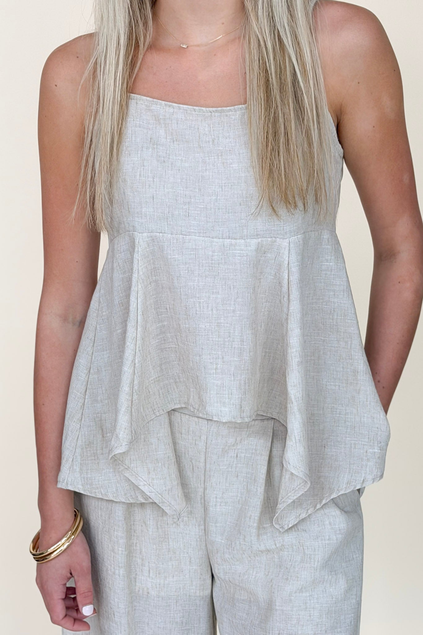 Sleeveless Hanky Top