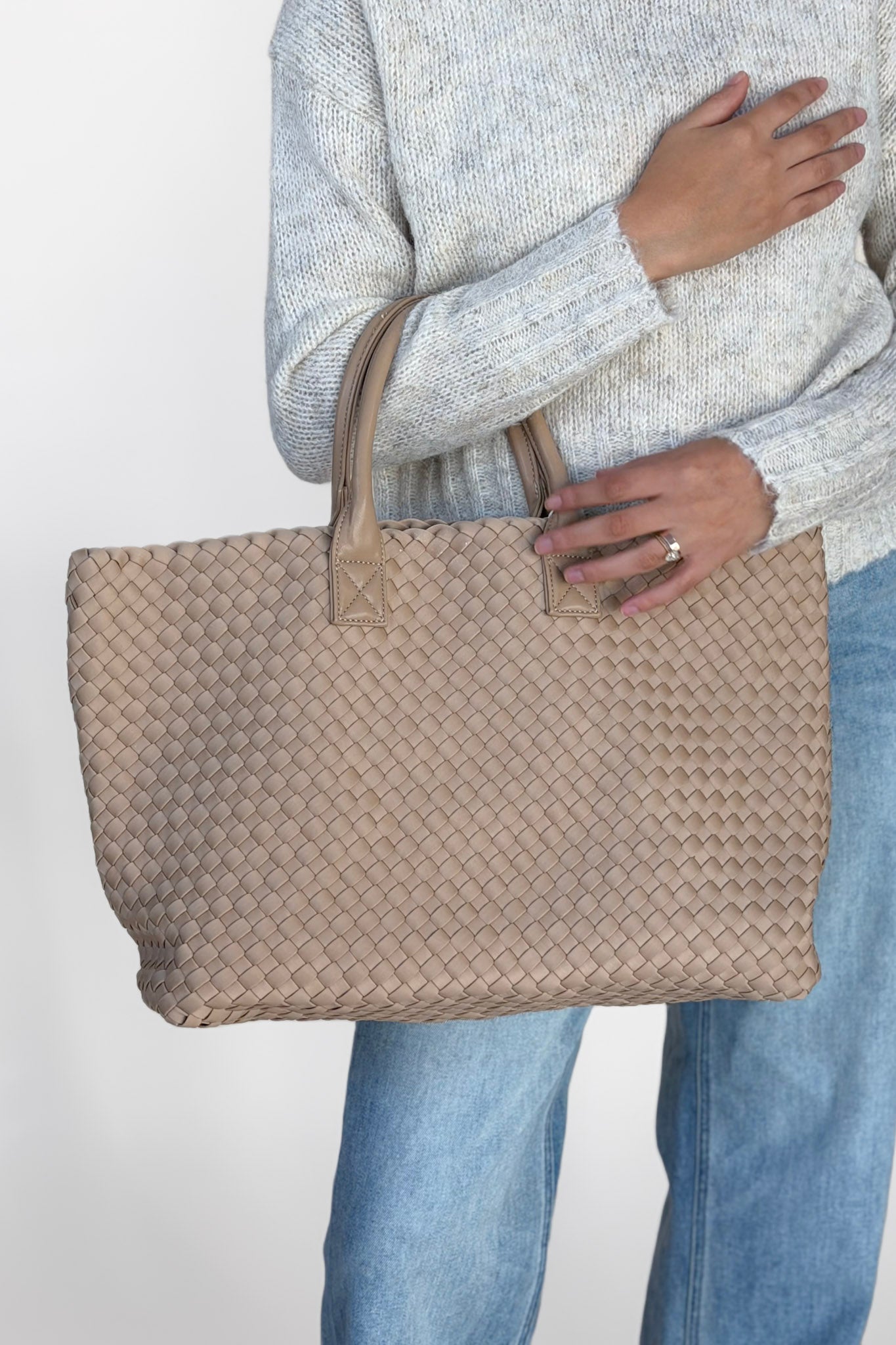 Ithaca Handbag