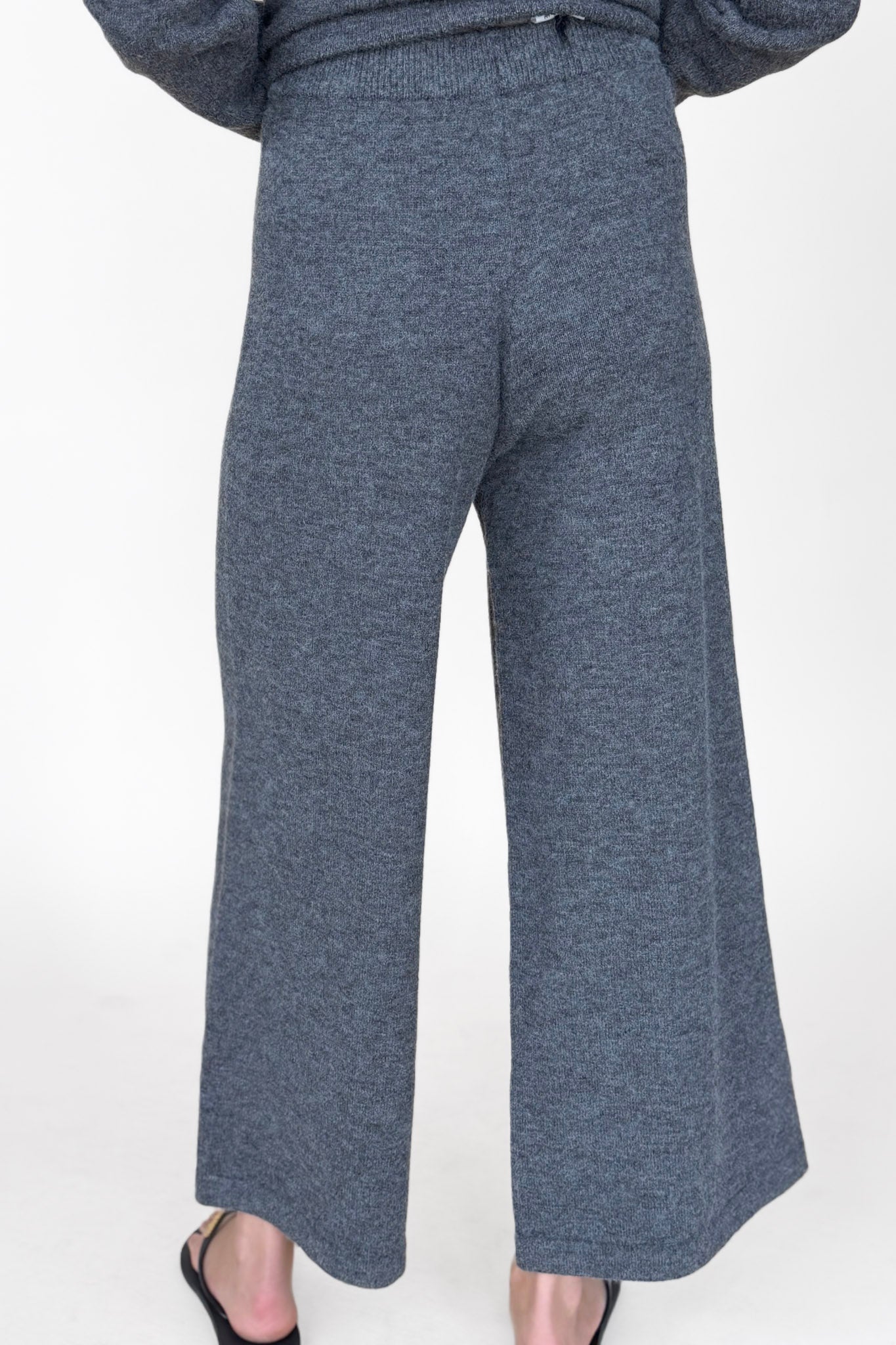 Tatum Relaxed Knit Trouser