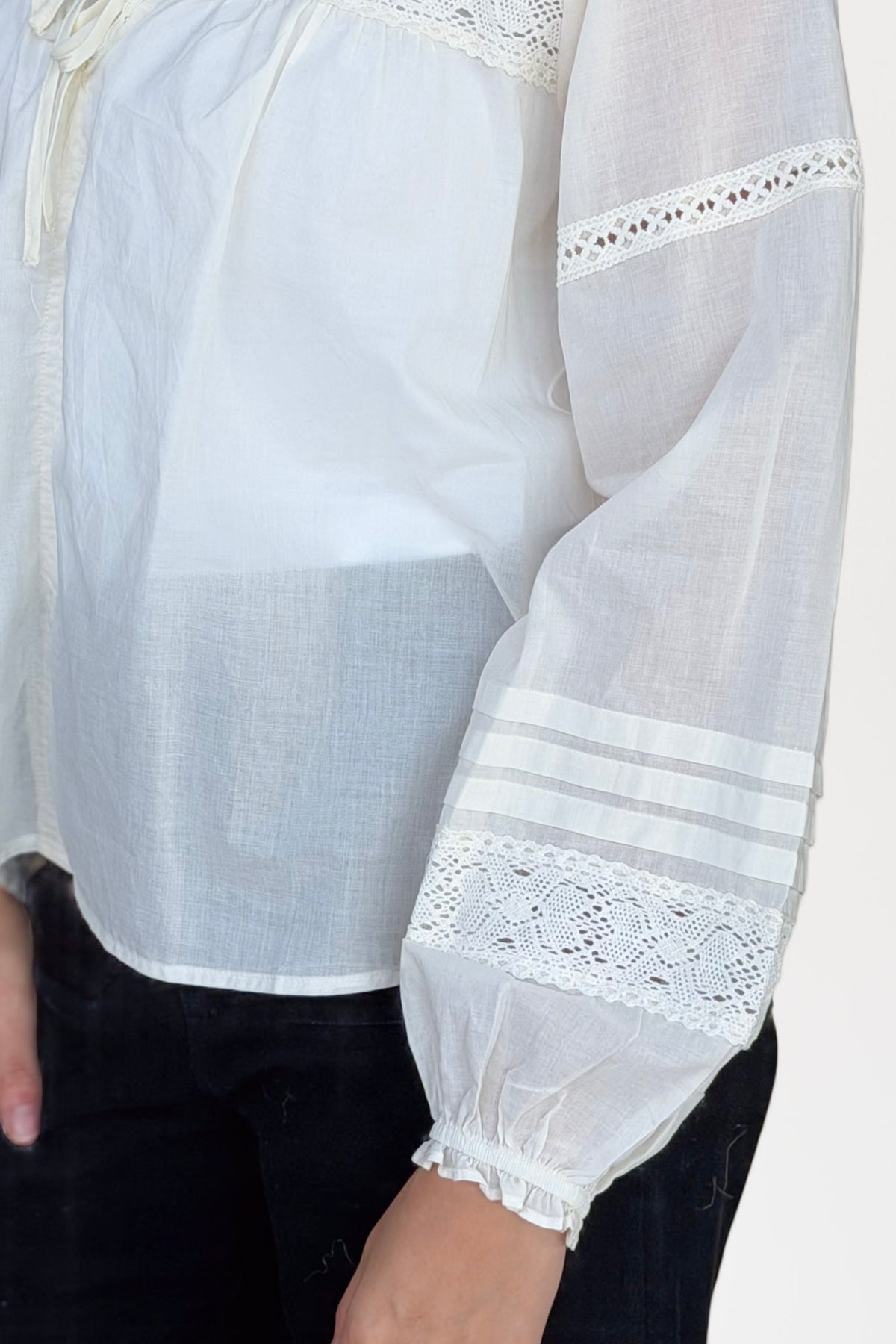 Karen Crchet Top
