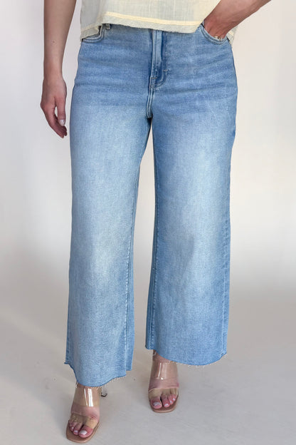 Hidden Cropped Wide Leg