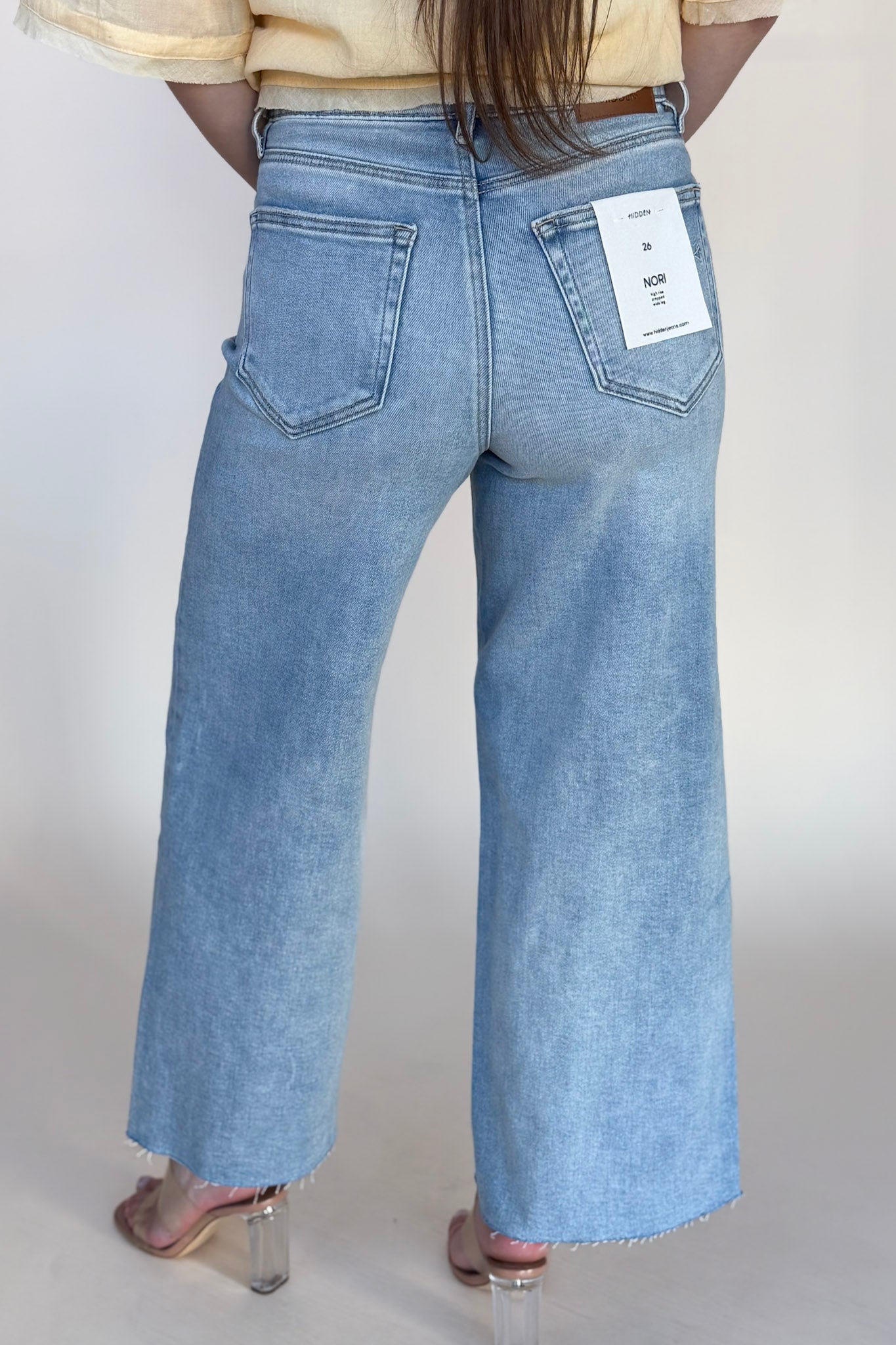 Hidden Cropped Wide Leg