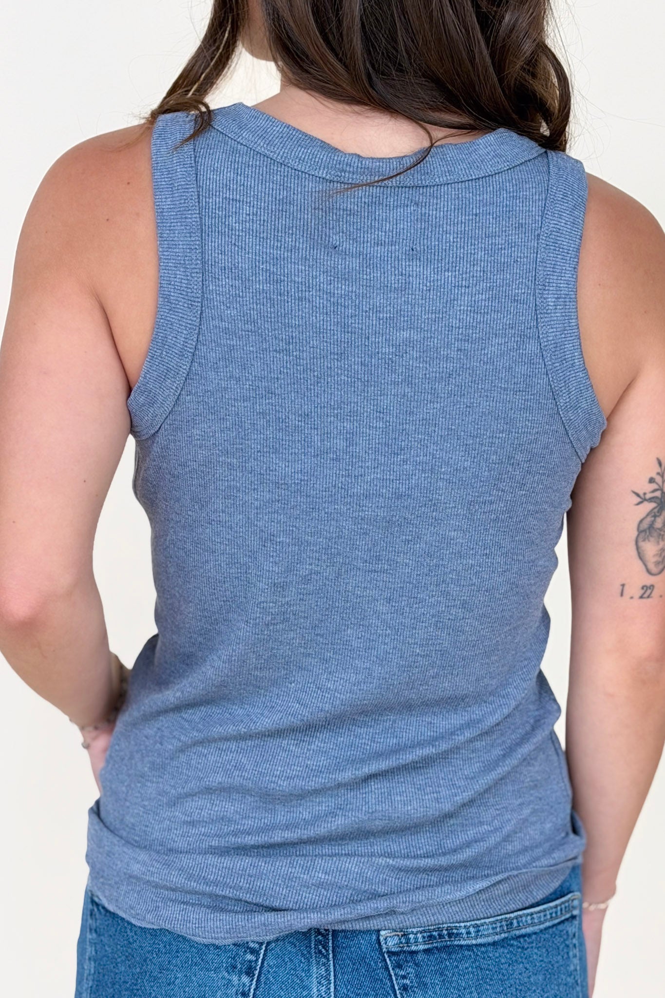Dakota Tank