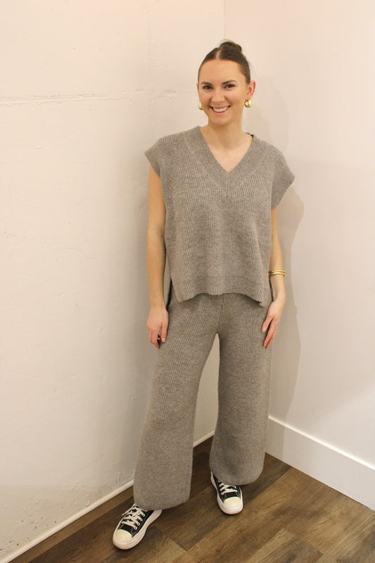 Aspen V-Neck Sweater Vest