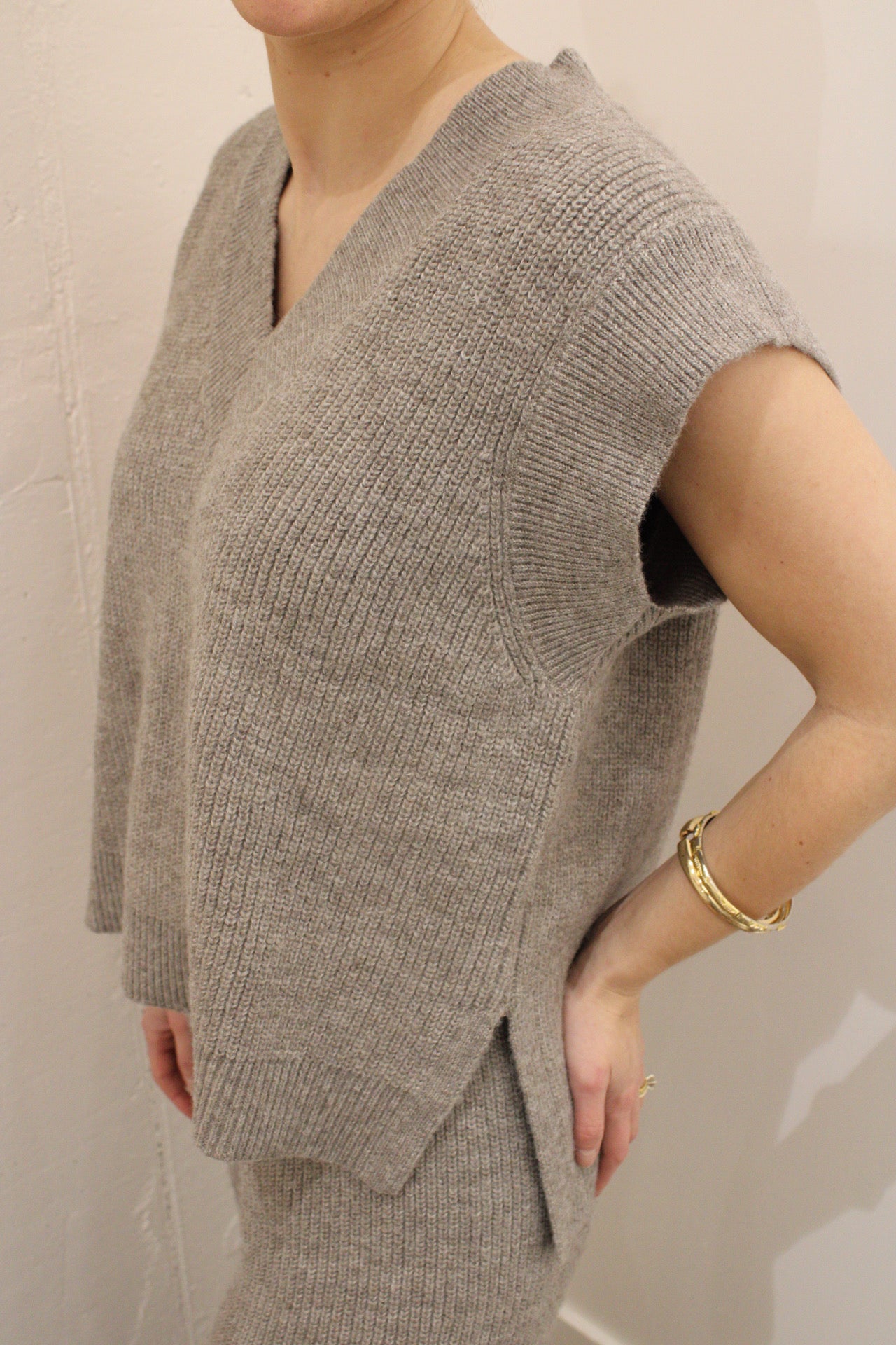Aspen V-Neck Sweater Vest