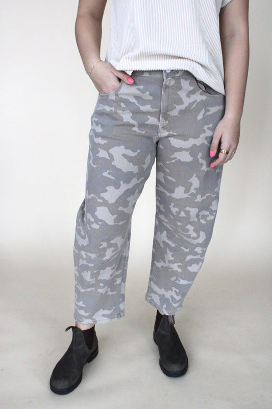 Hidden Tan Camo Barrel Jean