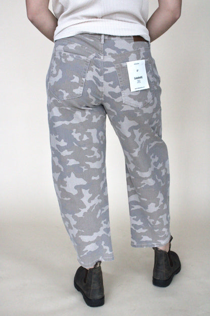 Hidden Tan Camo Barrel Jean
