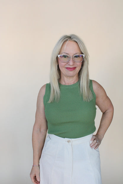 Light Knit Scoop Tank