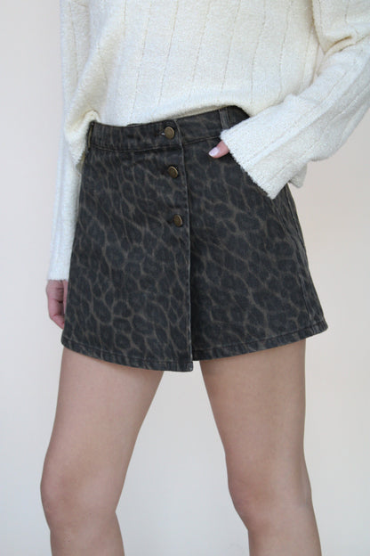 Chandler Leopard Skort
