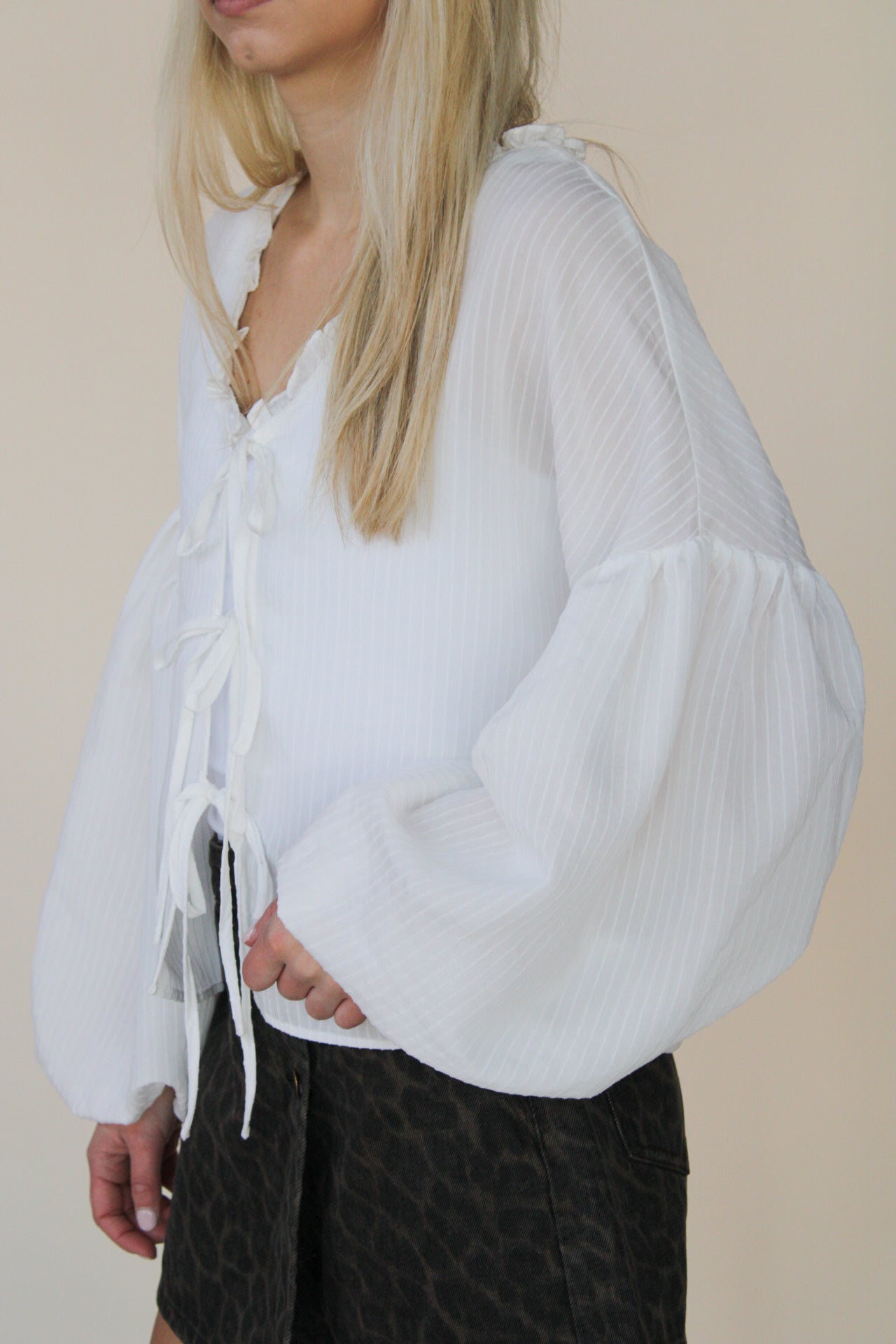 Lennon Balloon Sleeve Top