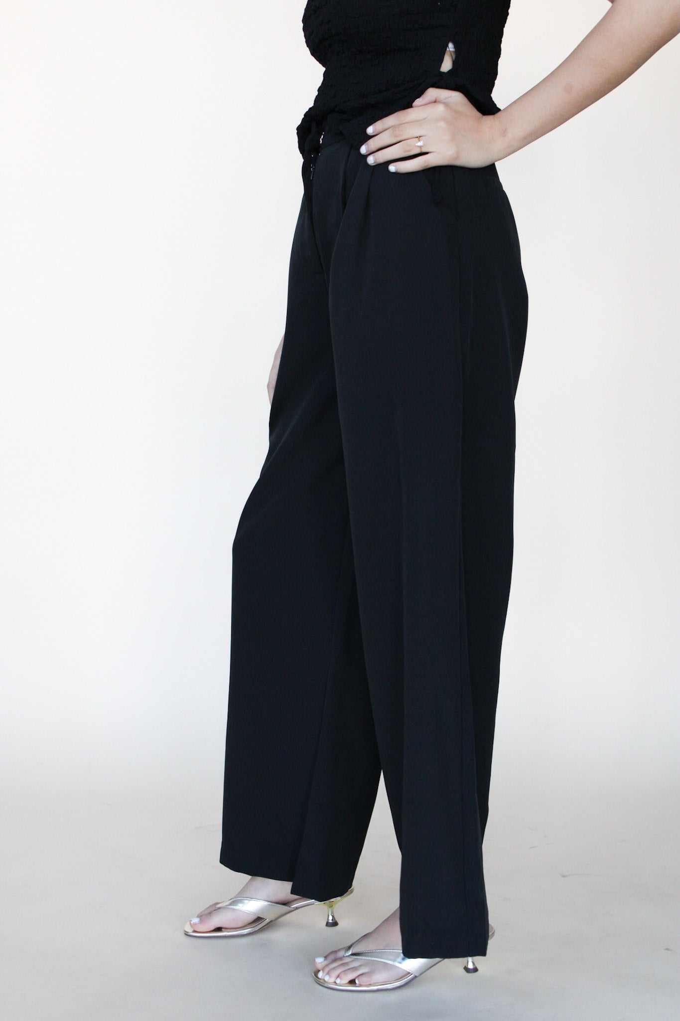 Mae Solid Pleated Slacks