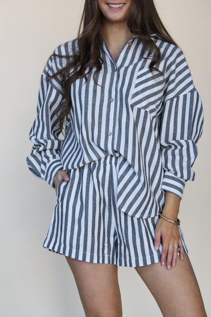 BILLIE STRIPED ELASTIC SHORT