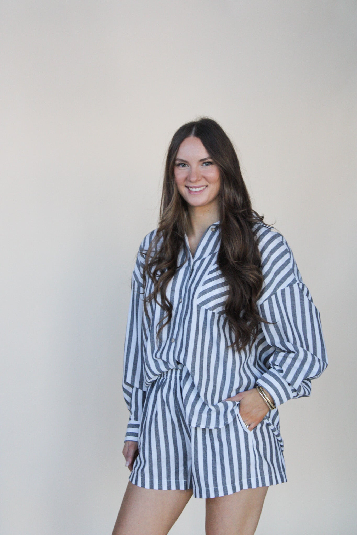 BILLIE STRIPED ELASTIC SHORT