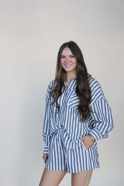 BILLIE STRIPED ELASTIC SHORT