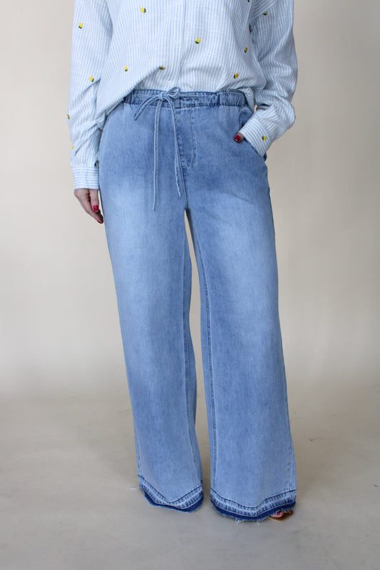 Tavia Pant