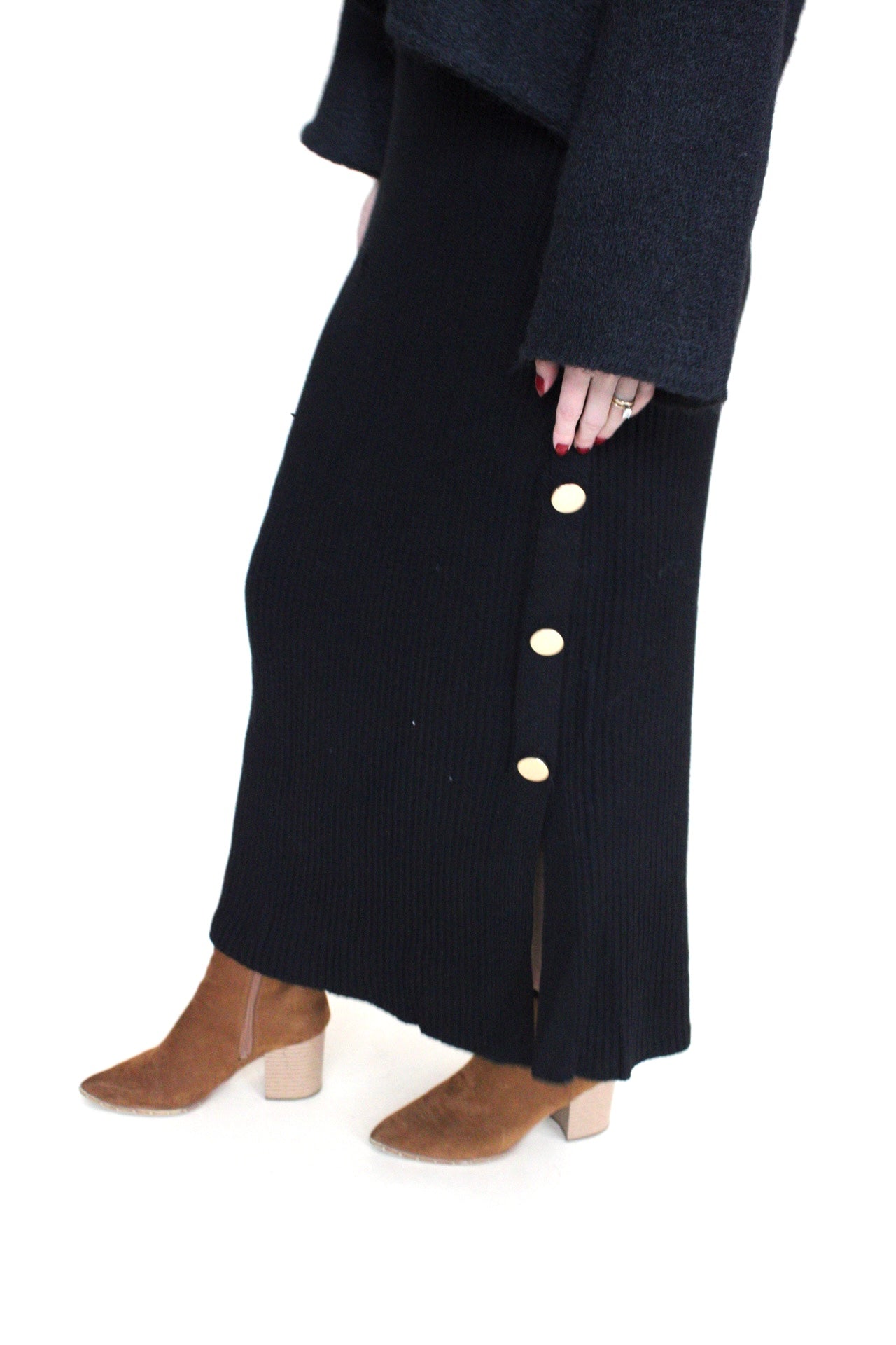 Mandy Ribbed Maxi Skirt